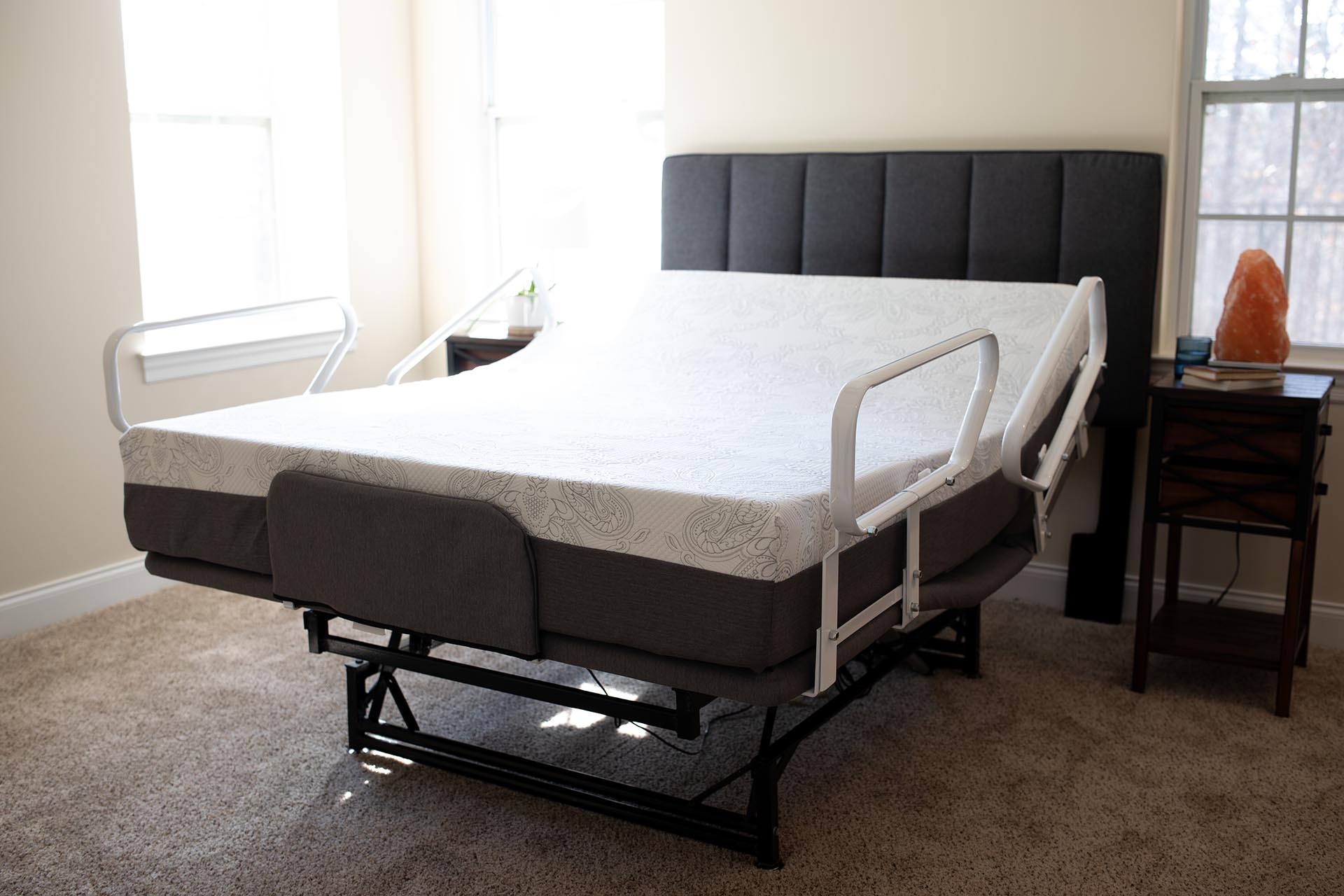 Phoenix 3 motor fully electric high low flexabed 185 electric adjustable hospital bed